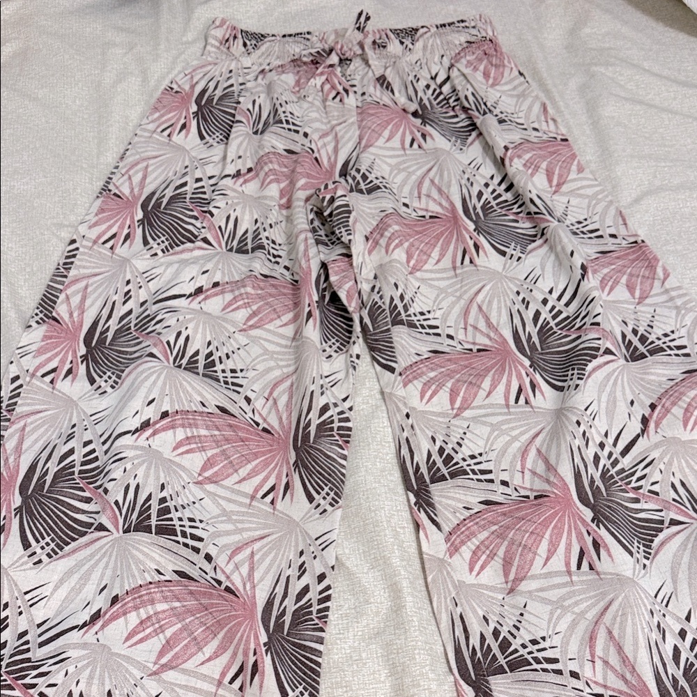 🔥 2 for $5 🔥Women's Wide Leg Palm Print Pants